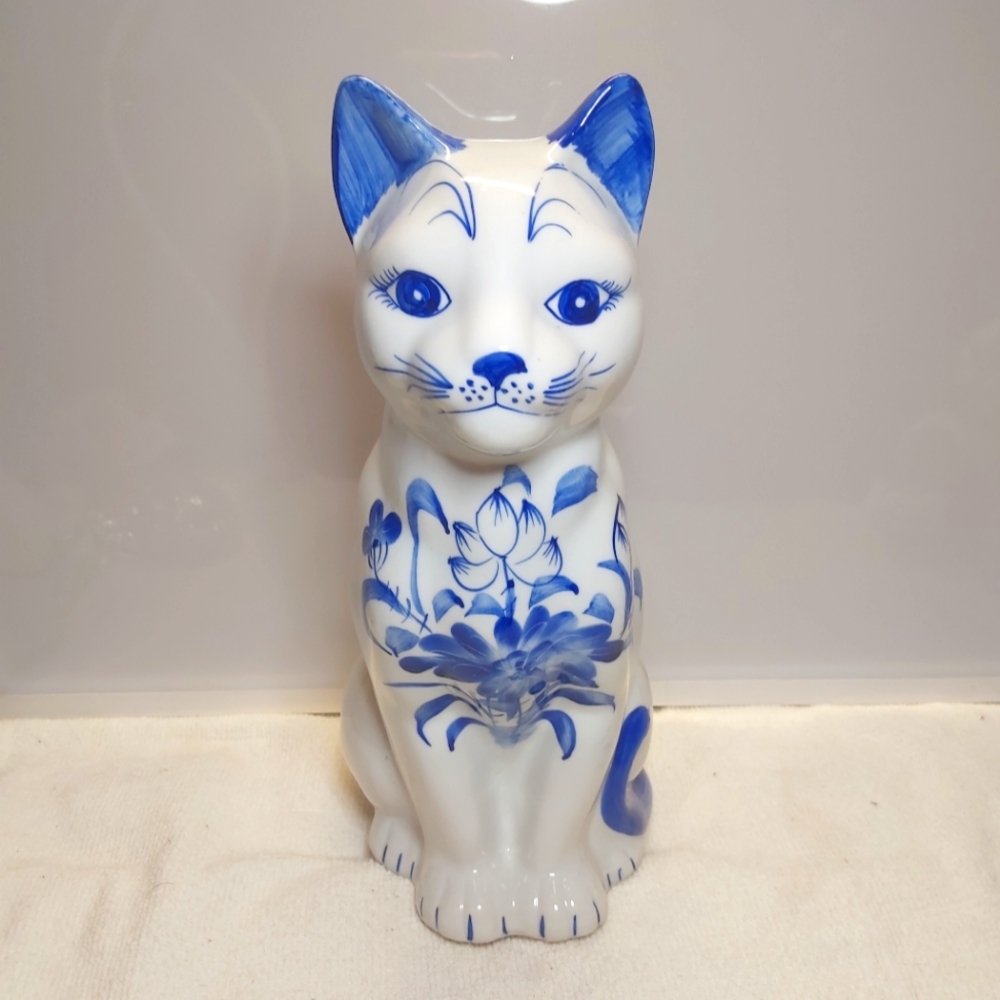 Handpainted Ceramic Cat